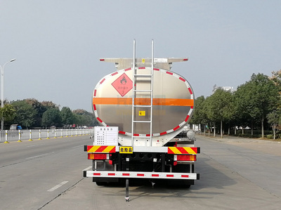 19.7方東風(fēng)鋁合金運(yùn)油車(chē) 以工匠精神鑄就的運(yùn)輸利器，安全與品質(zhì)的雙重保障